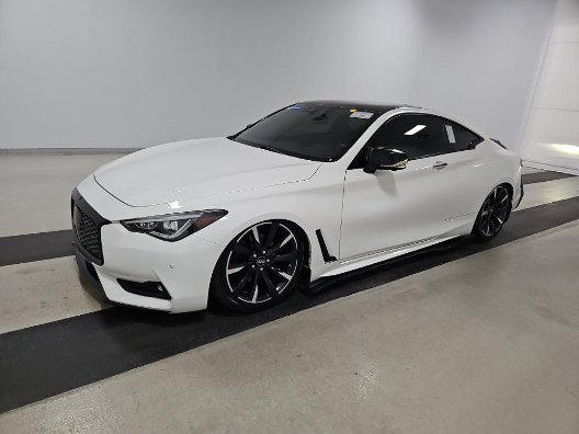 2017 INFINITI Q60 Coupe Premium's photo