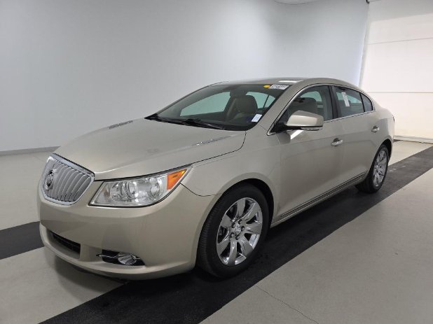 2011 Buick LaCrosse CXS's photo