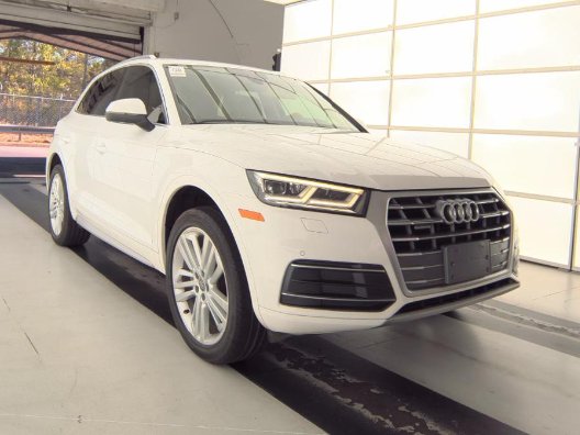 2018 Audi Q5 2.0T quattro S tronic Premium Plus's photo